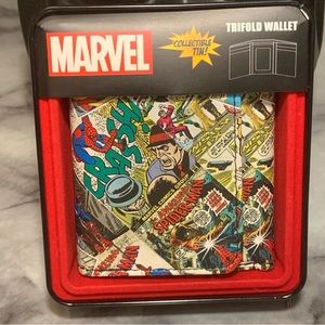 Comic Book Covers Marvel's The Amazing Spider-Man Trifold Wallet NWT $40